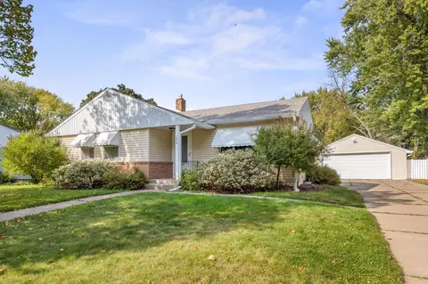 1435 Price Ave, Maplewood, MN 55109