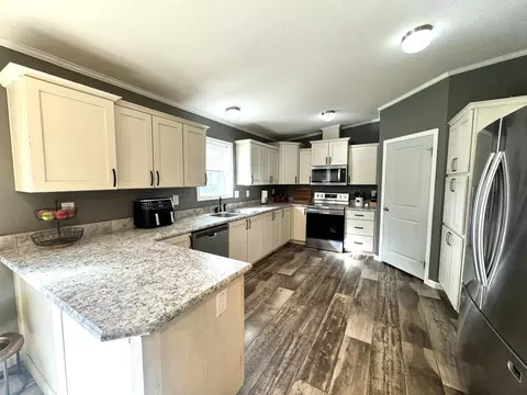Kitchen - 21706 County 2, Nevis, MN 56467 photo 1 of 2