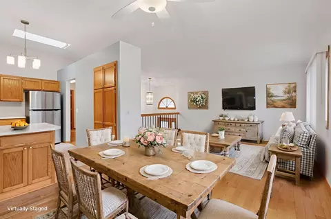 1617 Clemson Dr #B, Eagan, MN 55122