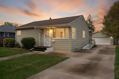 1711 1st Ave SE, Austin, MN 55912