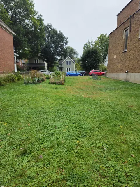 483 Charles Ave, Saint Paul, MN 55103 photo 14