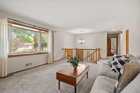 7707 111th Ave N, Champlin, MN 55316 photo 6