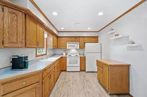 7707 111th Ave N, Champlin, MN 55316 photo 8
