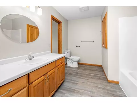 7009 Rolling View Dr, Saint Cloud, MN 56303 photo 9