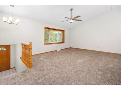 7009 Rolling View Dr, Saint Cloud, MN 56303 photo 2