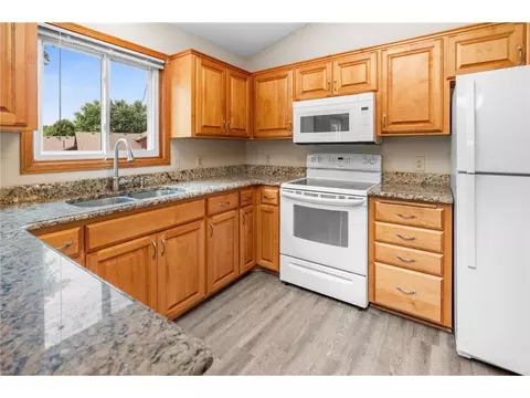 7009 Rolling View Dr, Saint Cloud, MN 56303 photo 4