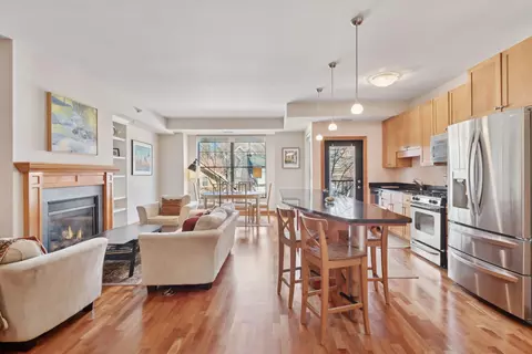 317 Groveland Ave #300, Minneapolis, MN 55403