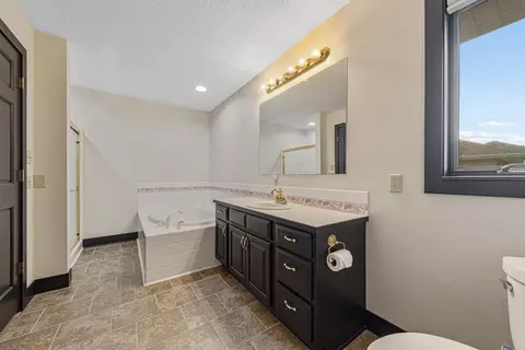 Bath - 1308 Greenleaf Rd, Faribault, MN 55021 photo 4 of 6