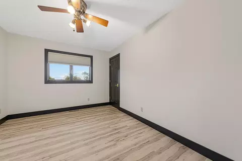 Bedroom - 1308 Greenleaf Rd, Faribault, MN 55021 photo 3 of 10