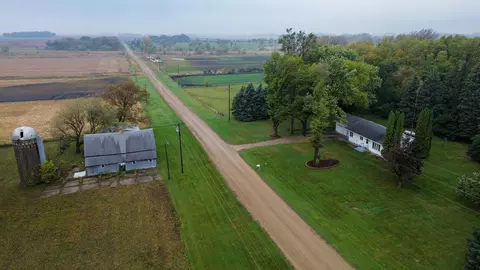 21848 820th Ave, Renville, MN 56284