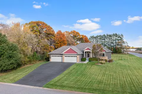 19541 Yellow Pine St NW, Oak Grove, MN 55011