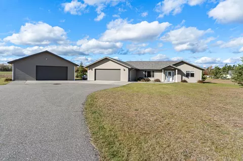 1439 Averi Cir NW, Bemidji, MN 56601