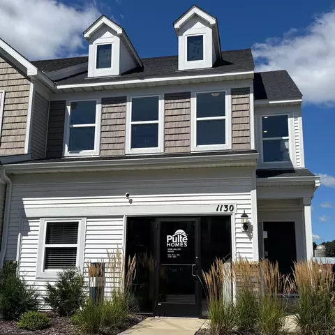 1130 Farrier Rd, Shakopee, MN 55379