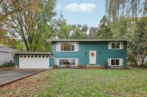 402 Caroll St, Osceola, WI 54020