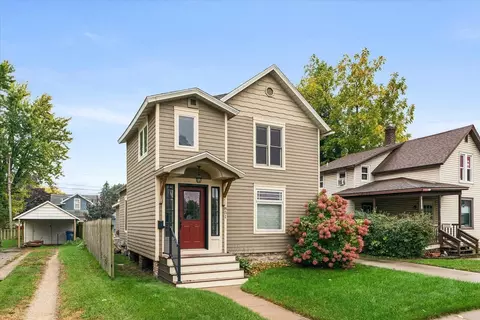 851 W Broadway St, Winona, MN 55987