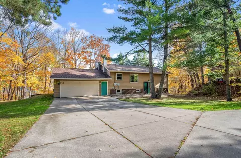 36698 Pincherry Rd, Cohasset, MN 55721