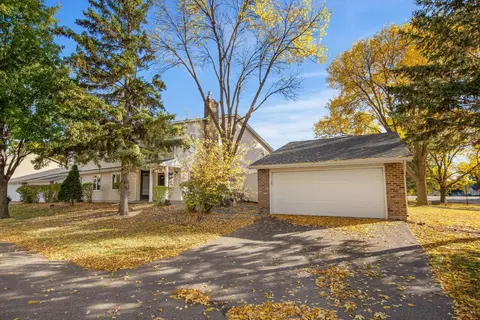 9340 Ranchview Ln N, Maple Grove, MN 55369
