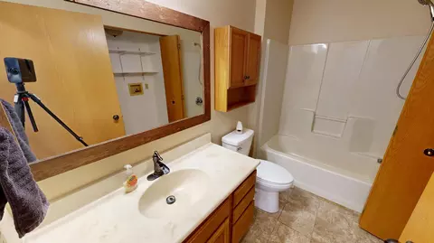 Bath - 2610 9th St SW, Willmar, MN 56201 photo 1 of 9