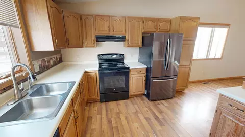 Kitchen - 2610 9th St SW, Willmar, MN 56201 photo 2 of 8