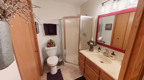 Bath - 2610 9th St SW, Willmar, MN 56201 photo 8 of 9