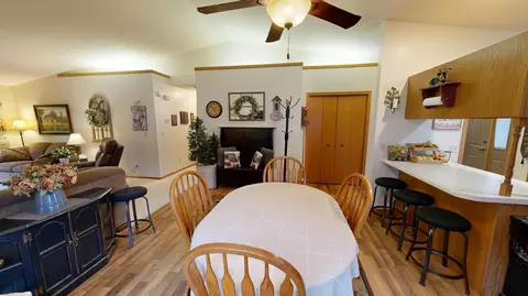 Dining - 2610 9th St SW, Willmar, MN 56201 photo 2 of 3