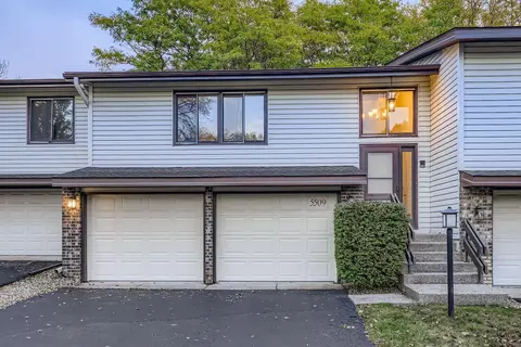 5509 Hyland Courts Dr, Bloomington, MN 55437