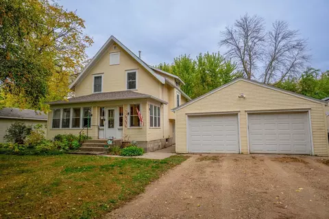 1609 9th St SW, Willmar, MN 56201