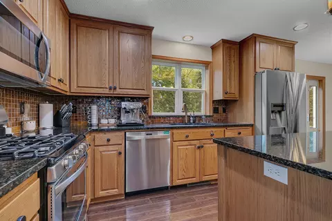 1209 Millstone Ct, Saint Cloud, MN 56303 photo 7