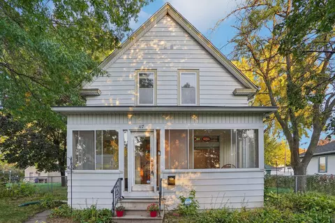 117 8th Ave S, South Saint Paul, MN 55075