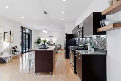 3104 W Lake St #305, Minneapolis, MN 55416