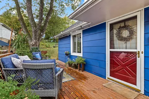 696 Edgar Ave, Saint Paul, MN 55117