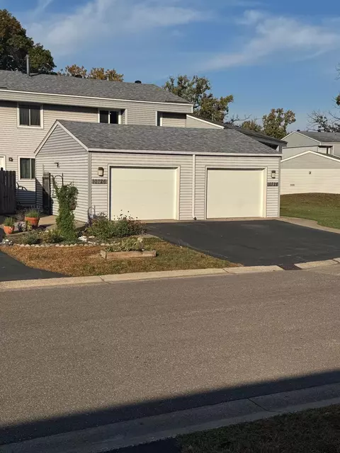 10728 Ilex St NW, Coon Rapids, MN 55448