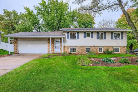 7575 Irish Ave S, Cottage Grove, MN 55016