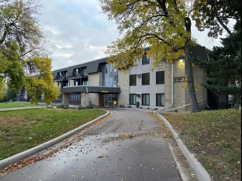 3399 Kent St #101, Shoreview, MN 55126