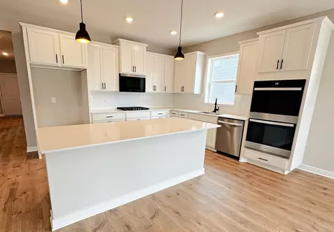 23683 Ashbury Dr, Rogers, MN 55374