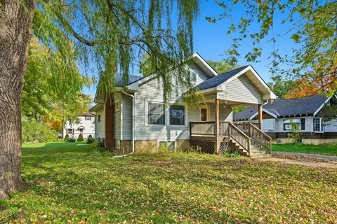 1190 Florence St, Baldwin, WI 54002