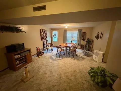 1200 Crestview Rd, Albert Lea, MN 56007 photo 9