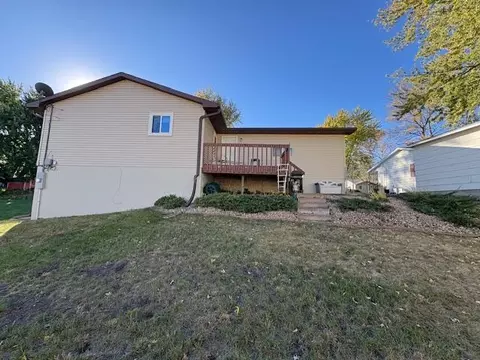 1200 Crestview Rd, Albert Lea, MN 56007 photo 2