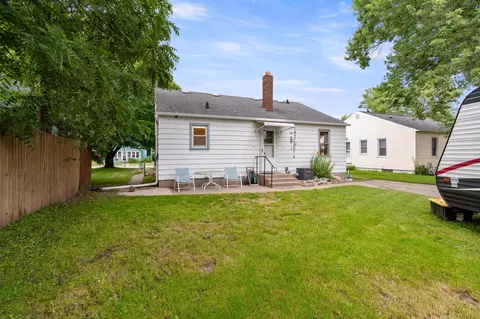 Exterior - 1218 Mill Ave, Brainerd, MN 56401 photo 3 of 4