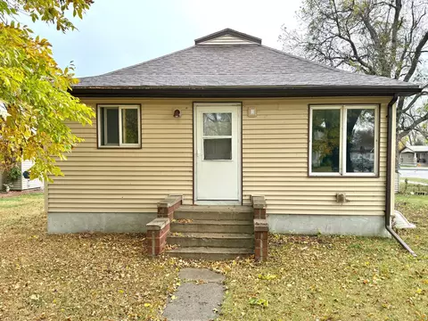 550 South St, Wabasso, MN 56293