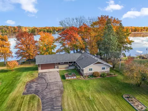 17439 Interlachen Dr NE, Andover, MN 55304