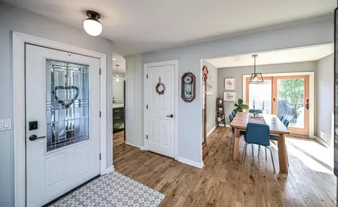 Entry Way - 4088 Halite Ln, Eagan, MN 55122 photo 3 of 6