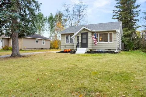 1118 Rossman Ave, Detroit Lakes, MN 56501