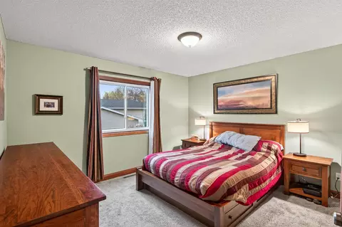 Bedroom - 2337 Maxwell Ln, Chaska, MN 55318 photo 1 of 5