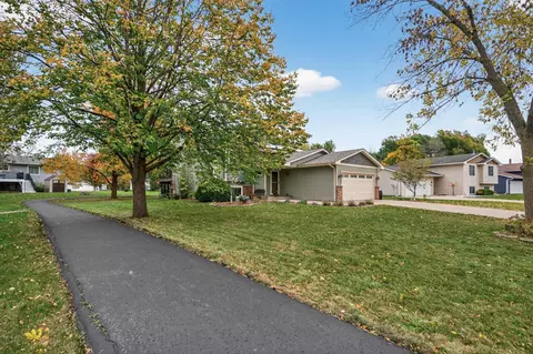 Exterior - 2337 Maxwell Ln, Chaska, MN 55318 photo 3 of 7