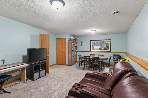 Other - 2337 Maxwell Ln, Chaska, MN 55318 photo 4 of 5