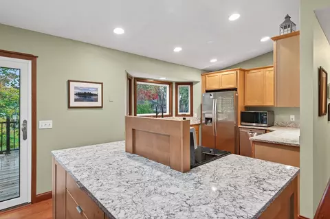 Kitchen - 2337 Maxwell Ln, Chaska, MN 55318 photo 1 of 4