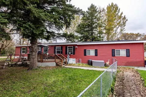 18 Horseshoe Bnd, Horace, ND 58047