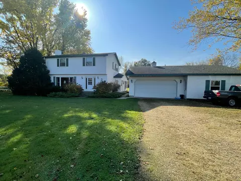 4845 170th St N, Hugo, MN 55038