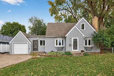 7129 Penn Ave S, Richfield, MN 55423